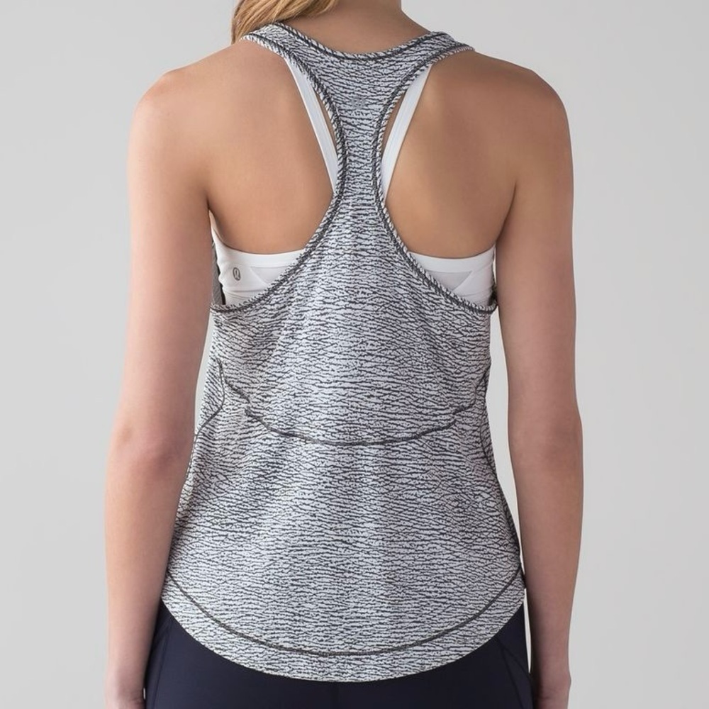 Lululemon Long Distance Tank - Picture 3 of 9